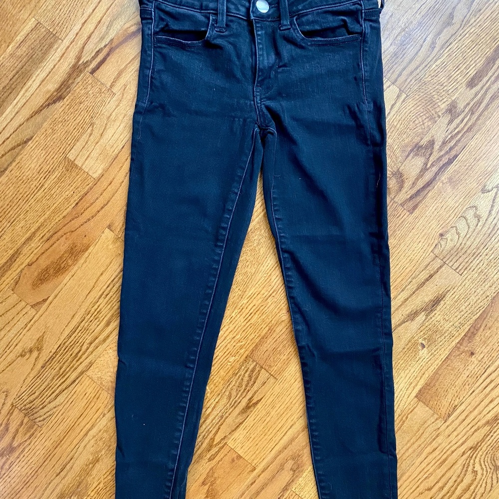 American Eagle Black Ankle Cropped Jeans